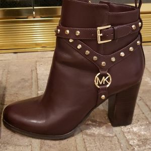 Michael Kors Preston bootie- Brown